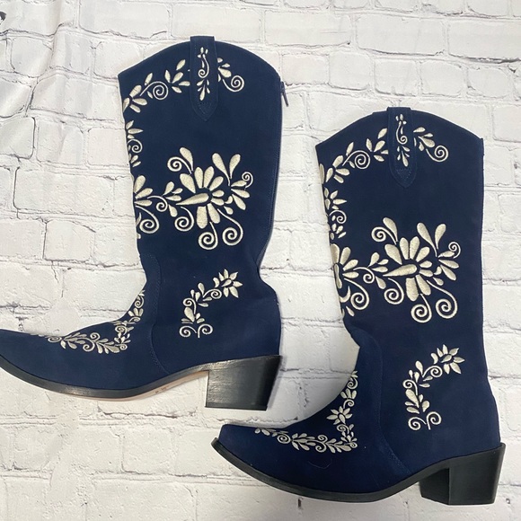 Agave Sky handmade western boots - Picture 2 of 9